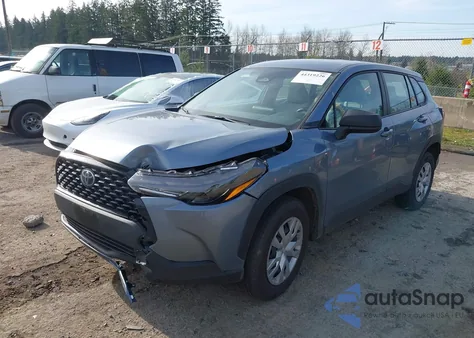 2025 Toyota Corolla Cross L из США, поврежденный, VIN 7MUAAABG4SV138647